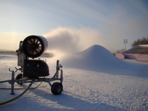 Пушка для производства снега (снегогенератор)